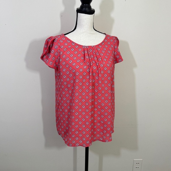 Peach shade Geometric Women's Top - Picture 6 of 8